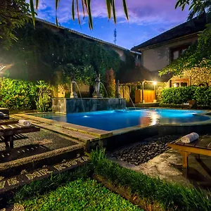Sahadewa & **** Ubud